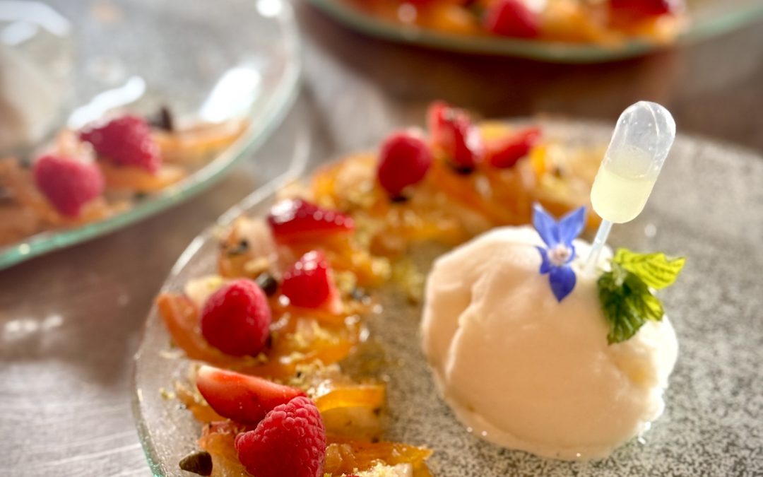 Carpaccio de tomates & ananas à la vanille